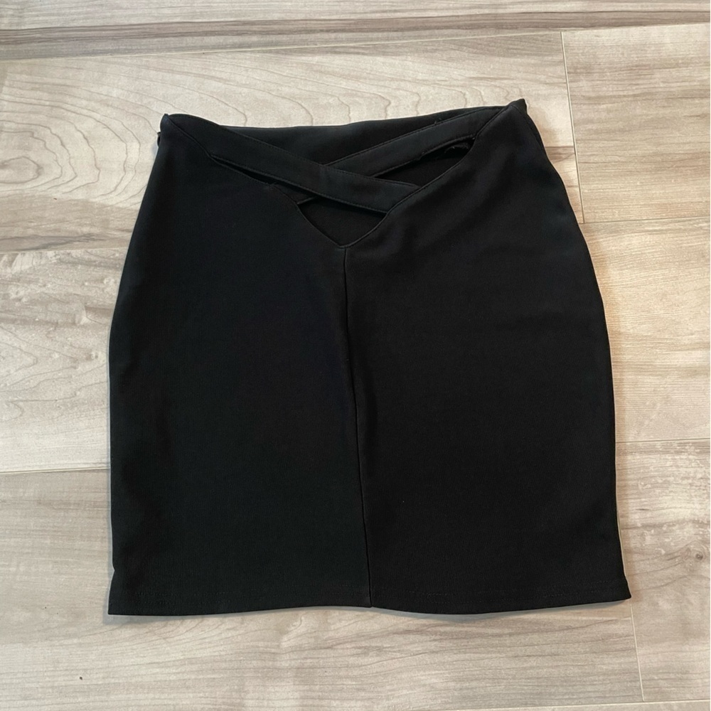 TOBI Black Bodycon Style Mini Skirt With Crisscross Cut Out Detail- Size Small - Picture 1 of 11